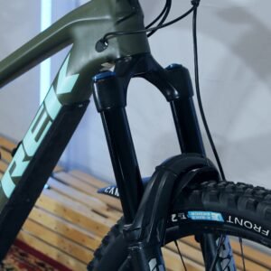 TREK Slash 9.7 SLX - Image 10