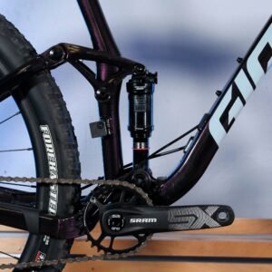 GIANT STANCE 1 - Image 3