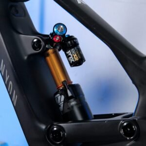 CANYON TORQUE:ON CF 9 - Image 8