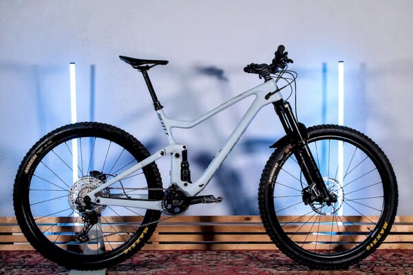 GENIUS SCOT pilkas L-1