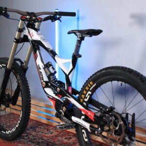 YT TUES LTD EDITION - Image 9