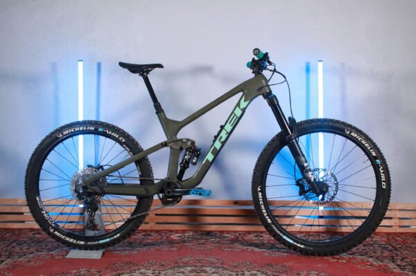 trek slash_1411