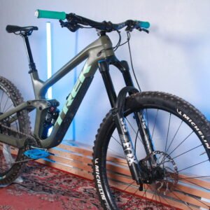 TREK SLASH 9.7 27.5/29 - Image 2